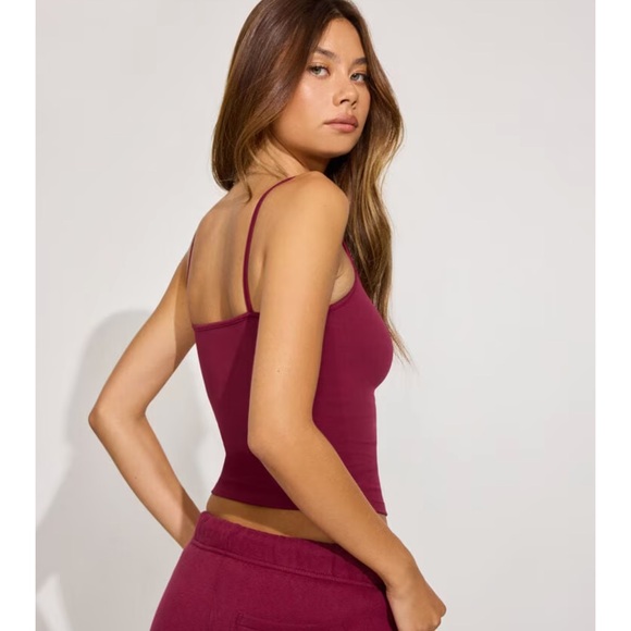 NWT Garage Sleek Scoop Camisole - Cherry Wine Maroon Red Cropped XS - Picture 2 of 5